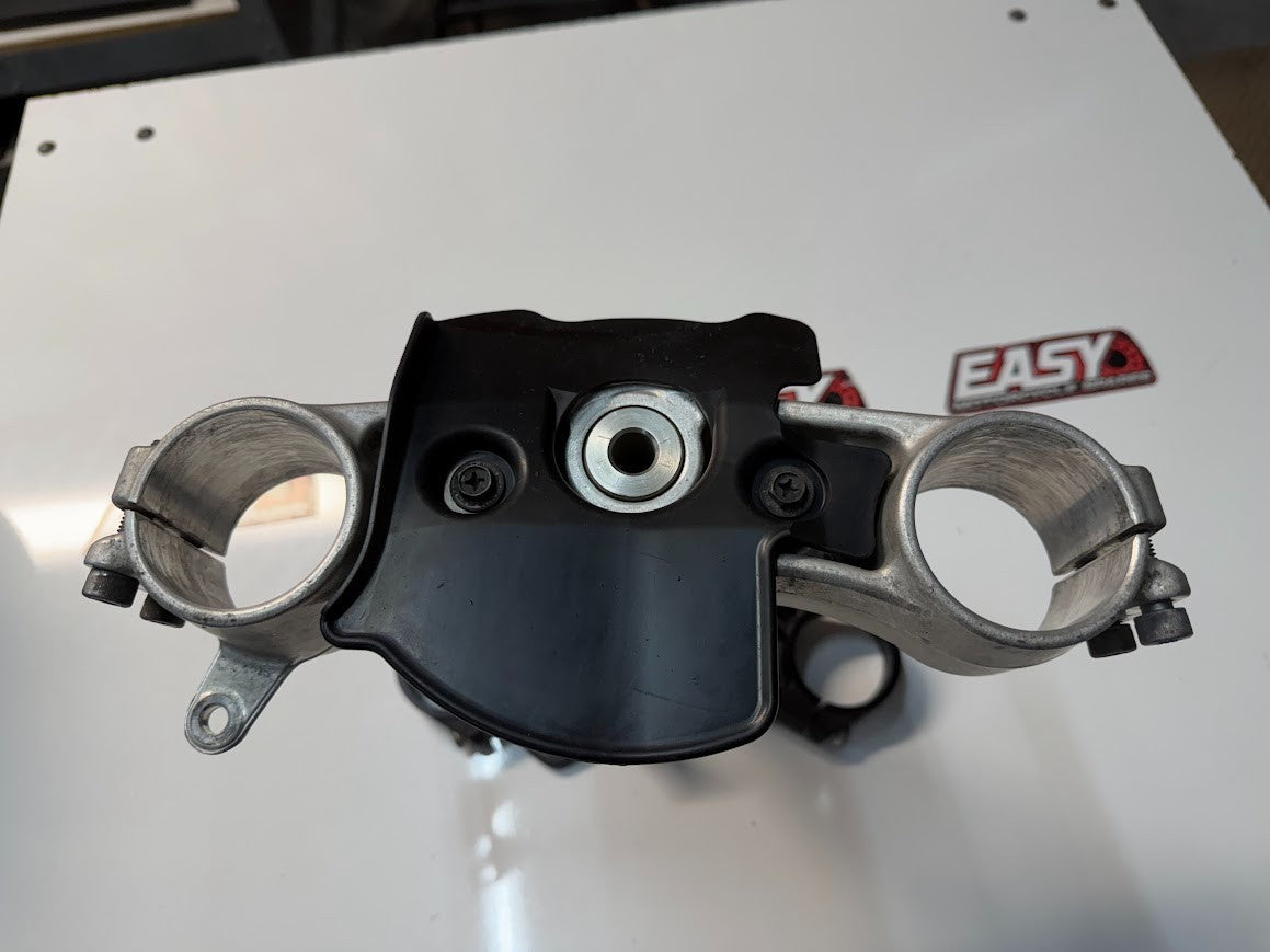 Complete Triple Trees Suzuki GSXR 1000 2007-2008 OEM 51410-21H00