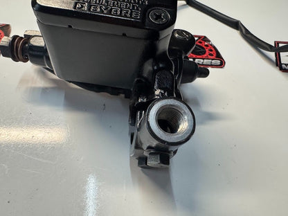 Royal Enfield Interceptor 650 2022 Front Brake Master Cylinder OEM 585027 Euro 5