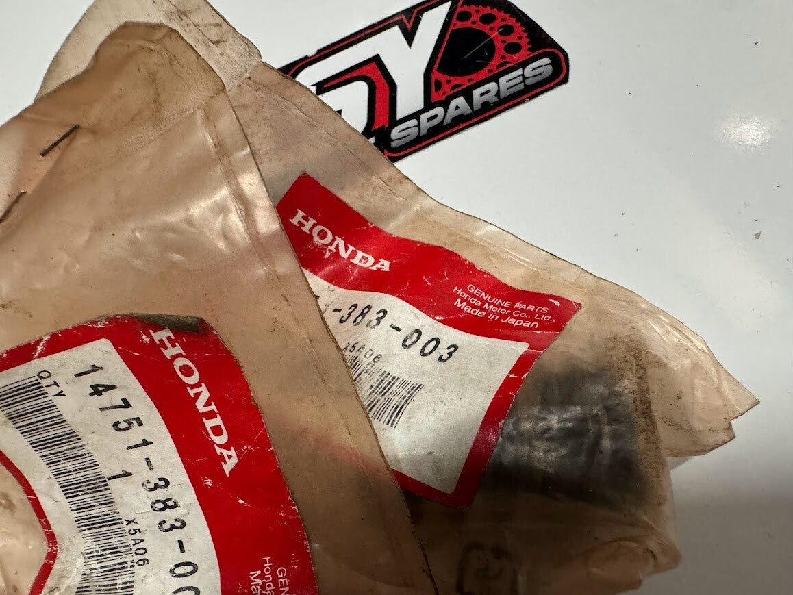Honda SPRING, VALVE (OUTER) 14751-383-0030 x2