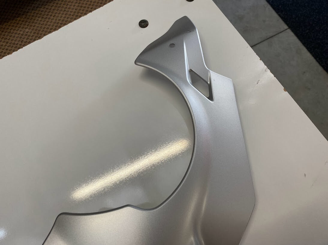 Yamaha YZF R1 2015-2019 LH Main Fairing OEM Genuine 2CR-Y283U