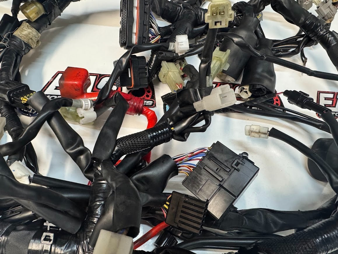 Yamaha YZF R1 2015-2016 Main Wiring Harness OEM Genuine 2CR-82590-00