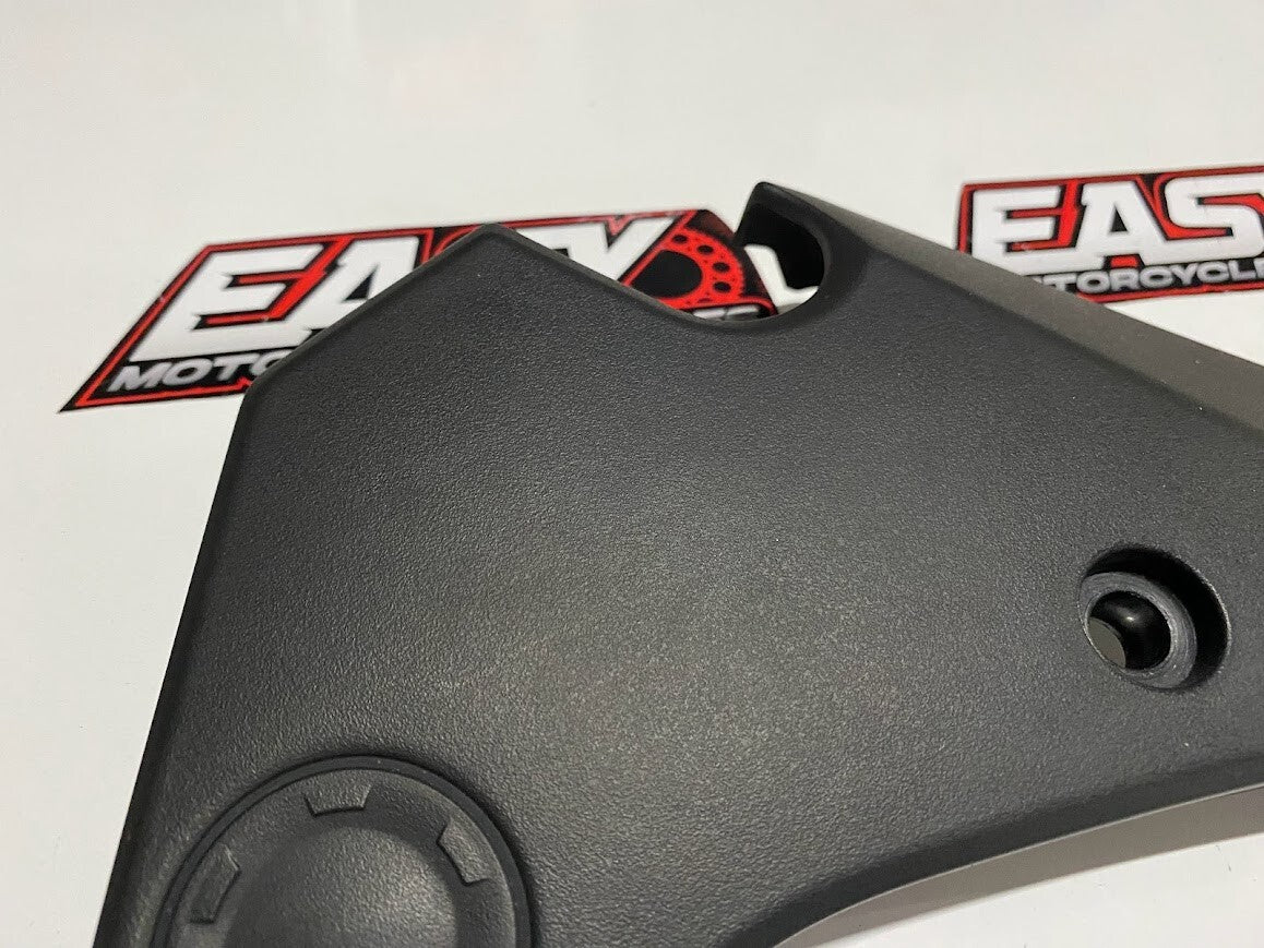 RH Pivot Cover Kawasaki Ninja 650L 12-16 2013 14092-0739