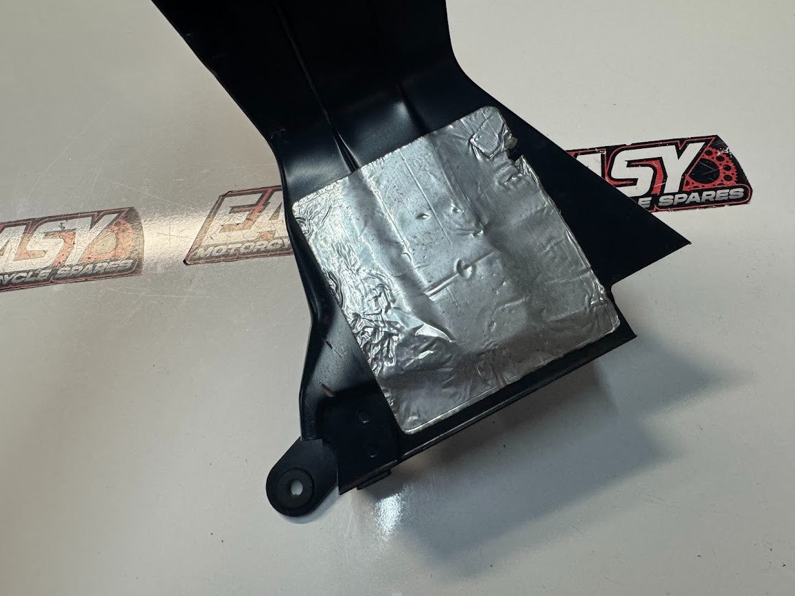 Suzuki VL 1500 Intruder 1998-2009 Front Wheel Tank Cover OEM Genuine 44270-10F02