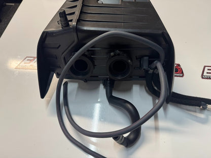 Yamaha YZF R7 2022-2025 Airbox Complete OEM Genuine 1WS-14401-00