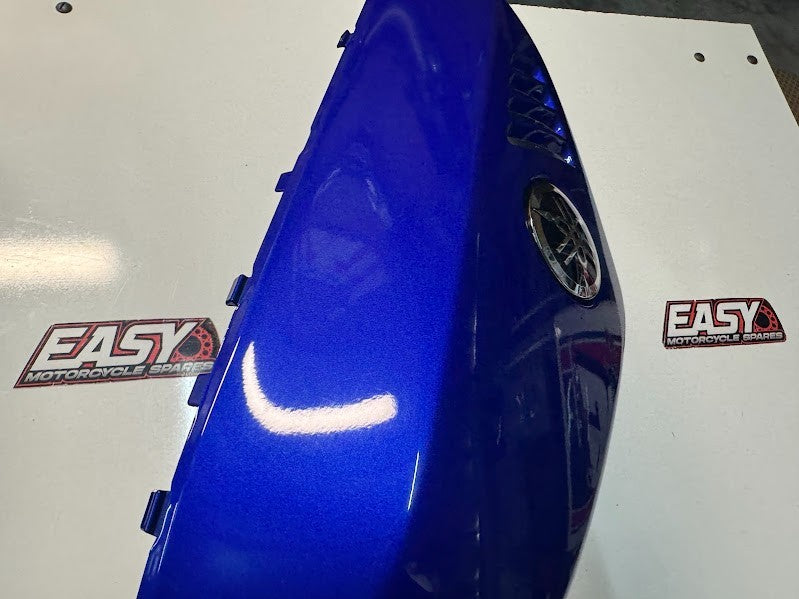 Yamaha YZF R7 2022-2025 RH Tank Fairing Cover OEM Genuine BEB-24139-00