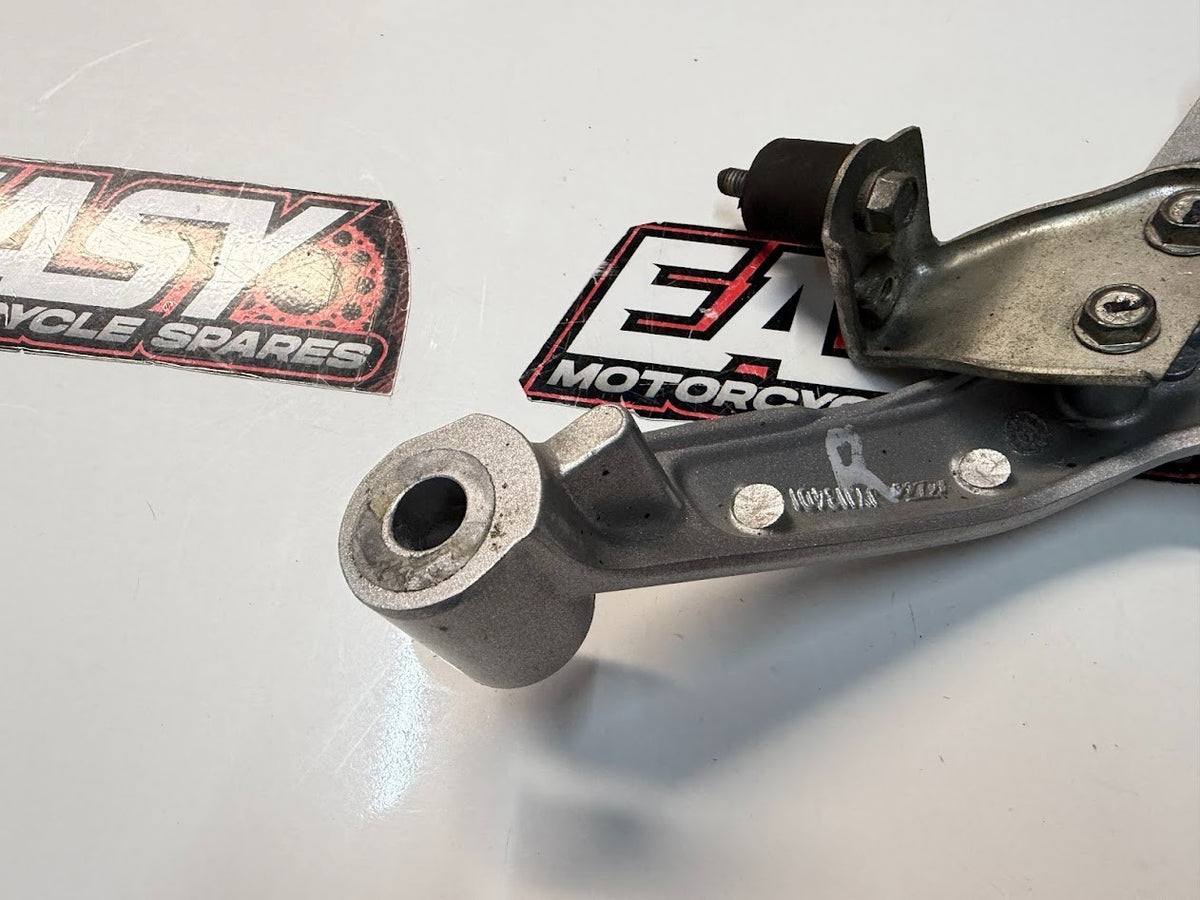 Engine Mount Brackets KTM RC 390 2014-2016 OEM 90203005000