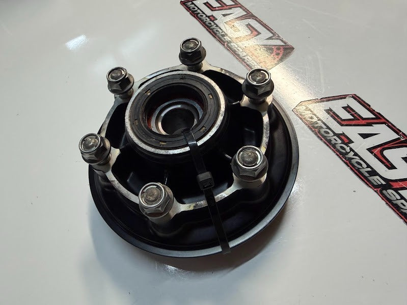 Sprocket Carrier Kawasaki Vulcan S 650 2015-2026 OEM 42033-0570