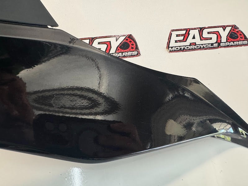 Yamaha YZF R1 2020-2025 Cover 5 LH Fairing Cowl OEM Genuine B3L-2842A-00