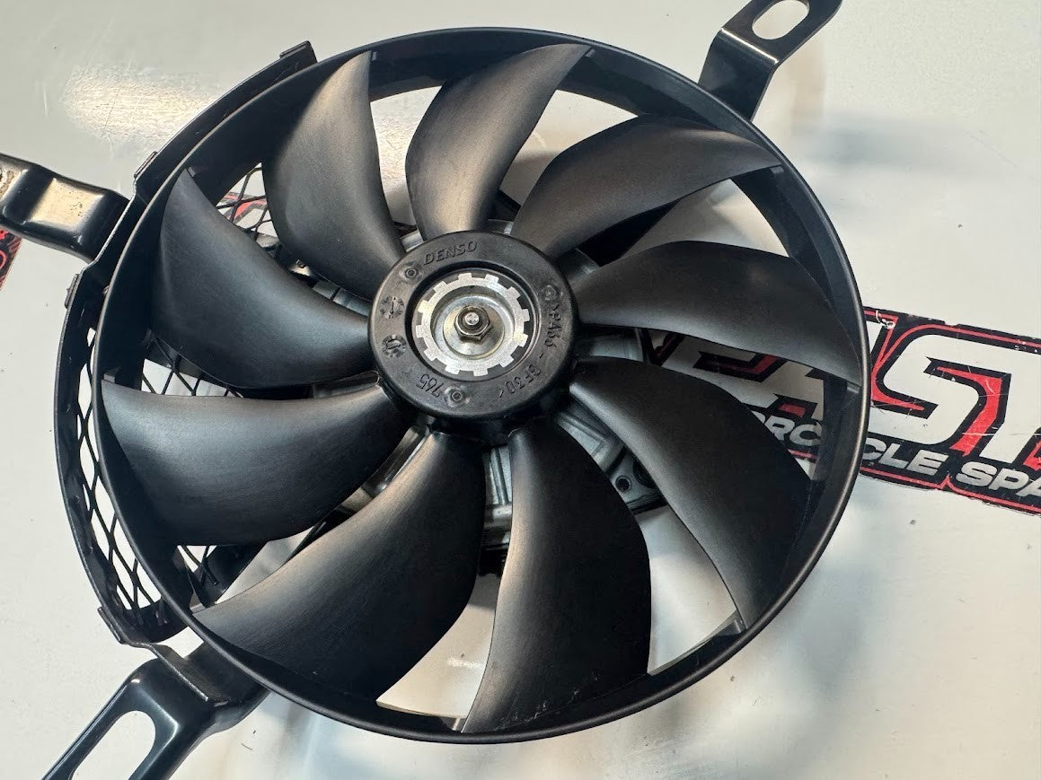 Suzuki GSXR 1000 2009-2016 Radiator Thermo Fan OEM Genuine 17800-47H00