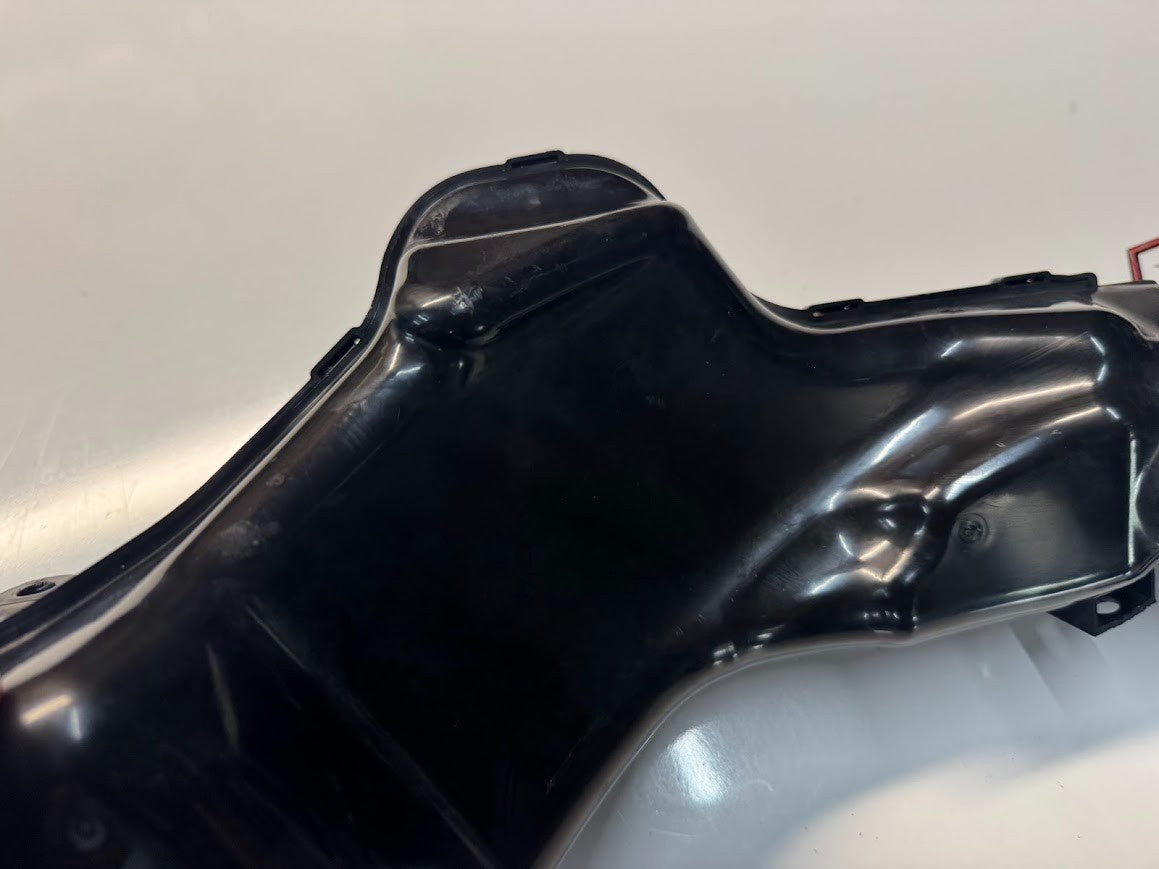 Suzuki GSXR 1000 2007-2008 Air Intake Duct Pair OEM Genuine 94420-21H00