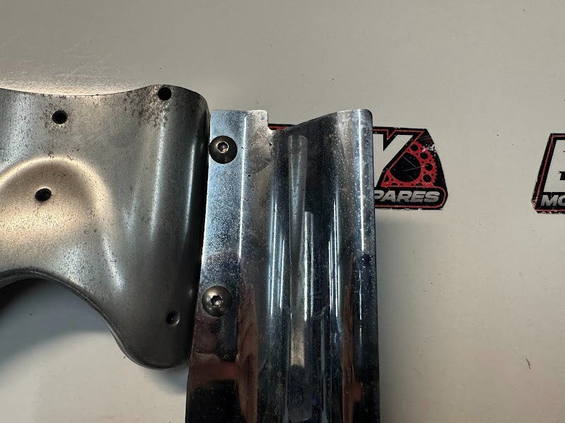 Suzuki VL 1500 Intruder 1998-2004 Headlight Bracket Housing OEM 51850-10F01