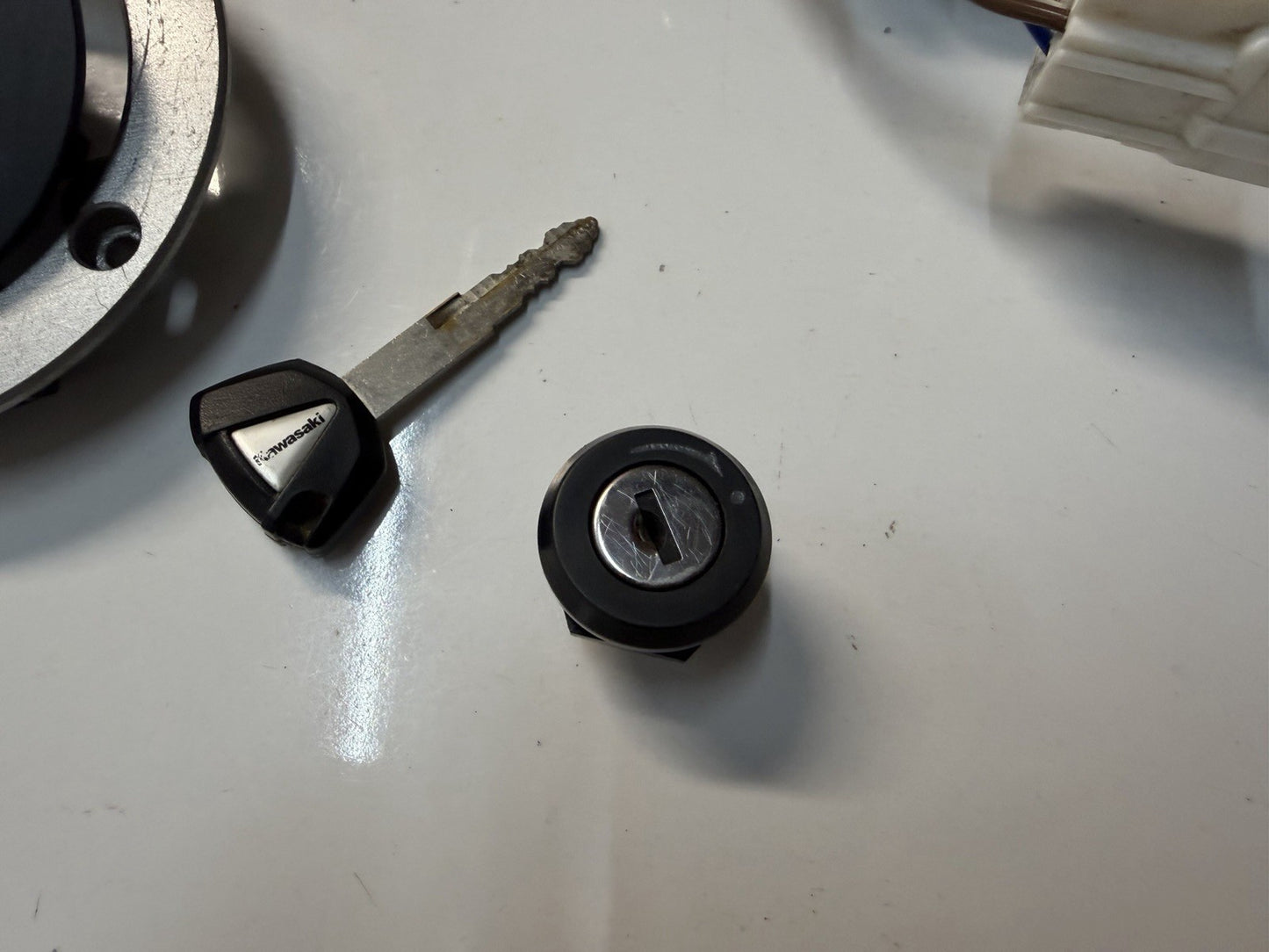 Ignition Key Lockset Kawasaki Vulcan S 650 2015-2026 OEM 27048-5053