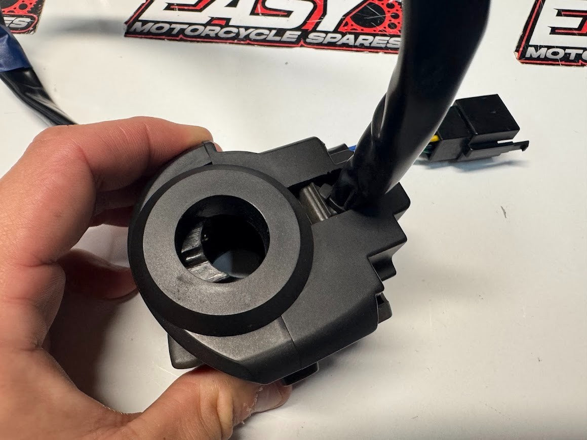 Aprilia RS4 125 4T 2011-2016 LH Switch Block OEM Genuine AP8124918