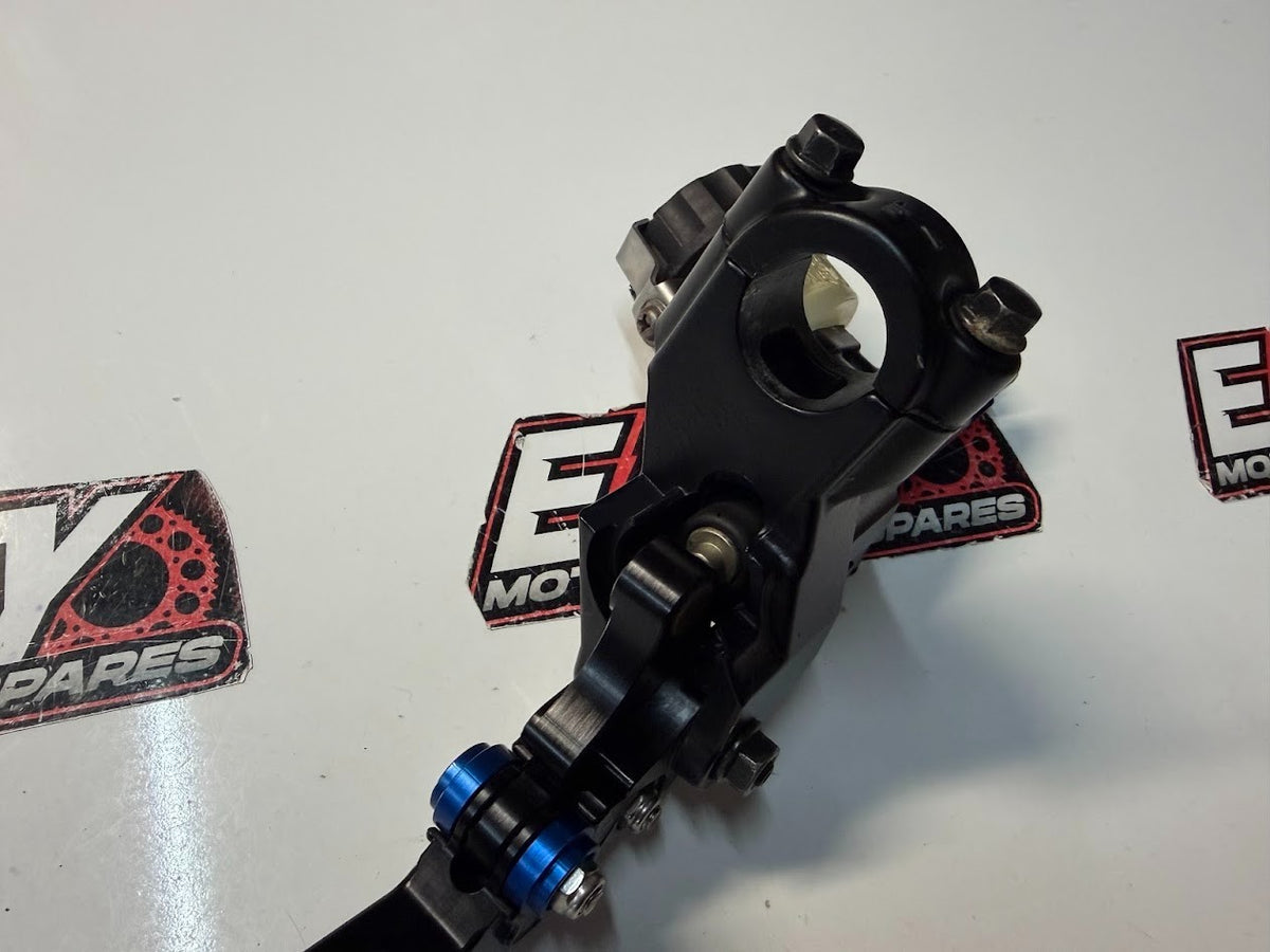 Clutch Master Cylinder Suzuki GSXR 1000 2007-2008 OEM 59800-21H00