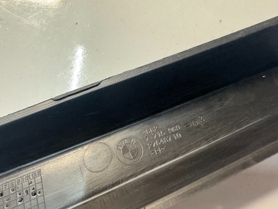 BMW S1000RR 2016 Chain Guard Rear OEM Genuine K46 46627715969