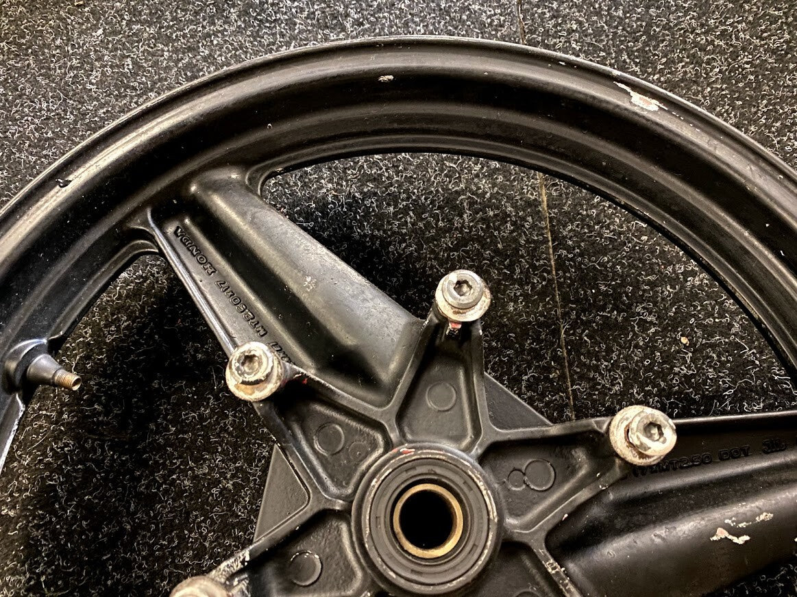 Front Wheel Honda CBR 1000 F 87-88 1987 44650-MM5-305ZC