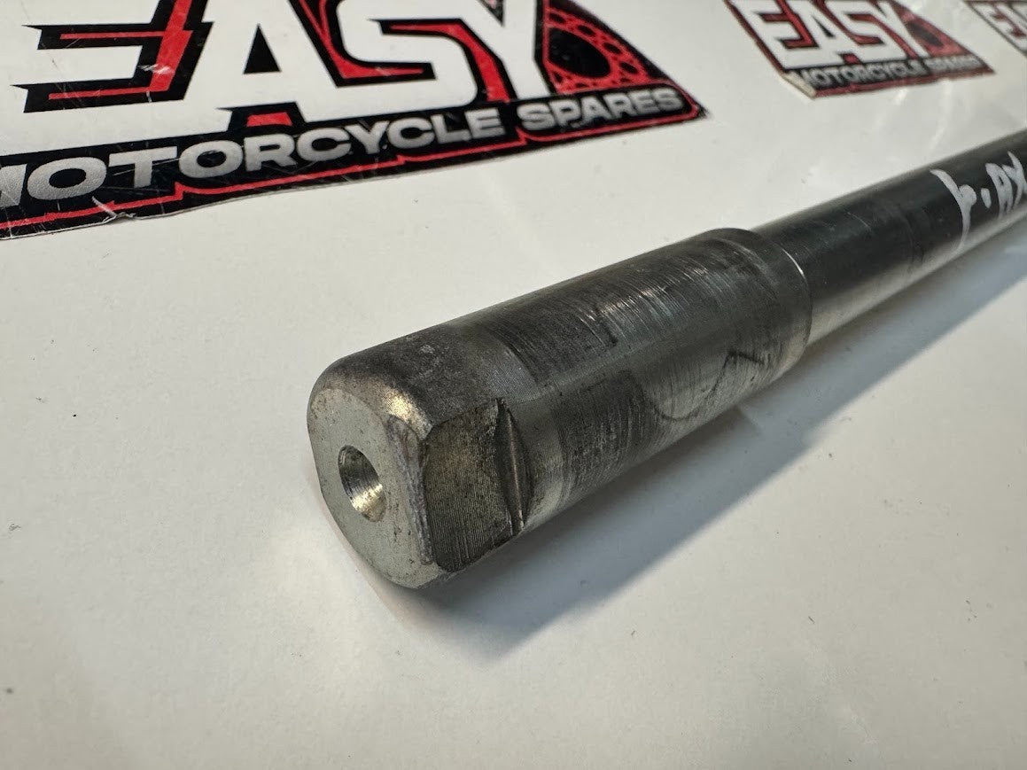 Royal Enfield Interceptor 650 2022 Front Wheel Axle OEM 585334C Euro 5