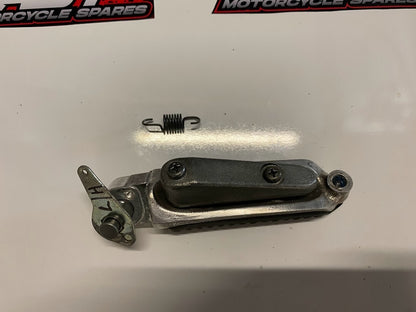 LH Riders Peg Suzuki GSX 750F 98-06 2004 43520-20C00