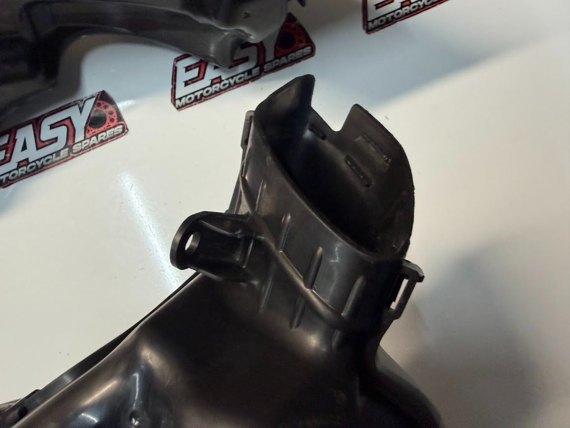 Air Intake Ducts Suzuki GSXR 1000 2007-2008 OEM 94420-21H00