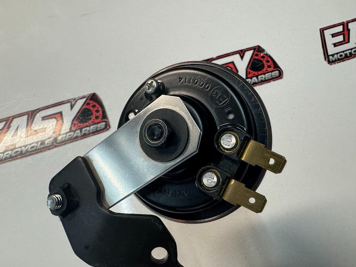 Yamaha YZF R1 2017-2025 Horn & Bracket OEM Genuine B67-83371-00