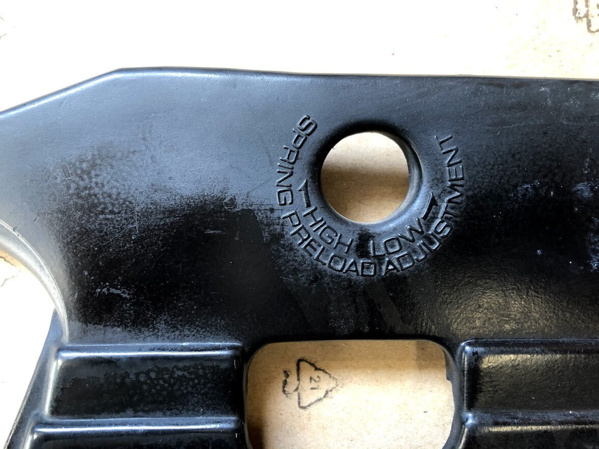 Cover R Pivot Honda CBR 1000 F 87-88 1987 64280-MM5-0000