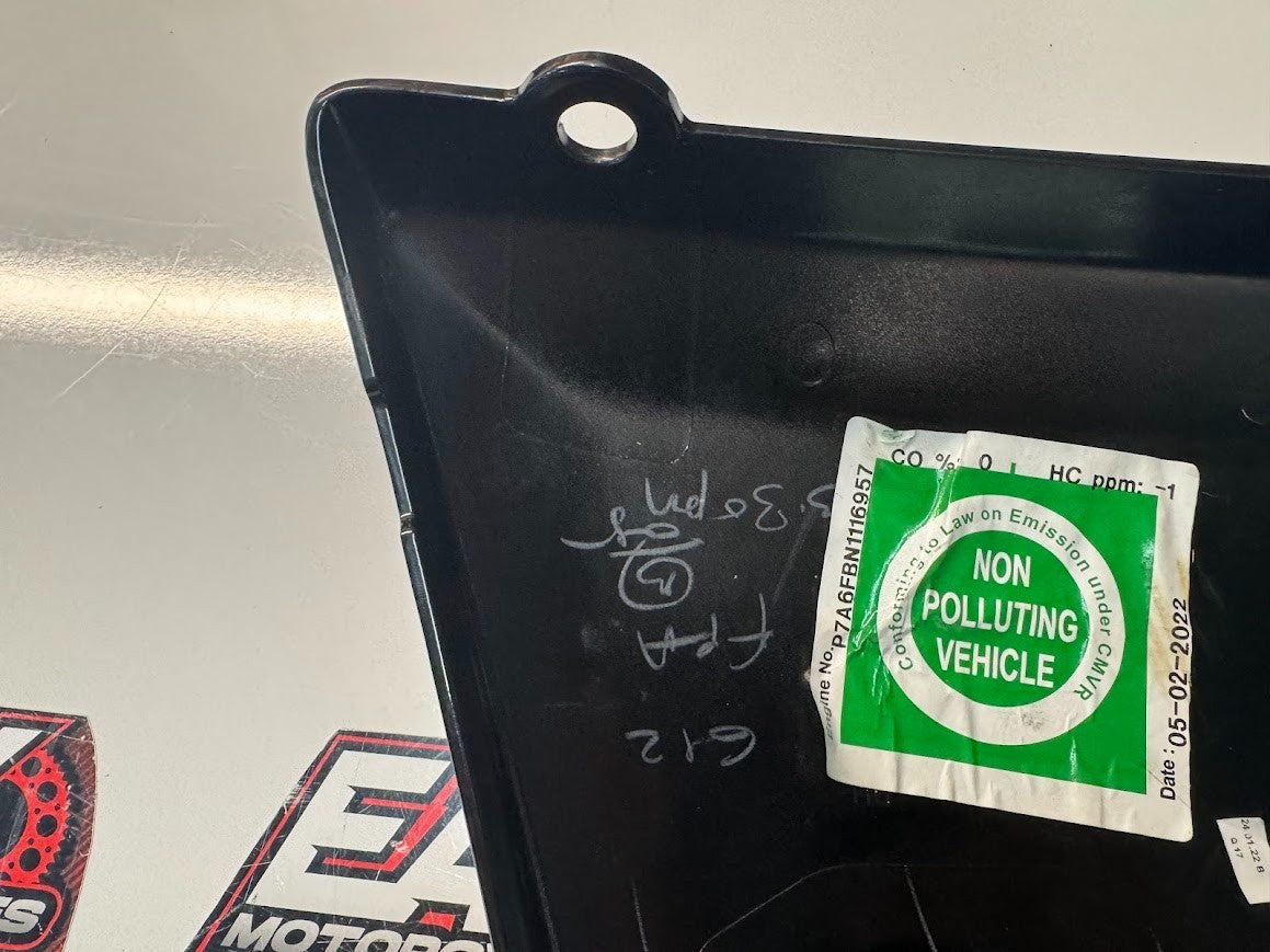 Royal Enfield Interceptor 650 2022 RH Side Cover Panel OEM 1030065 Euro 5