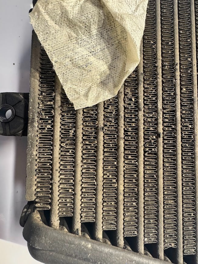 Suzuki GSXR 1000 2012-2016 Oil Cooler OEM Genuine 16600-47H10