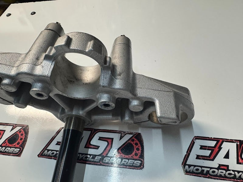 BMW F800 ST 2009 Triple Tree Set OEM Genuine 31427724818