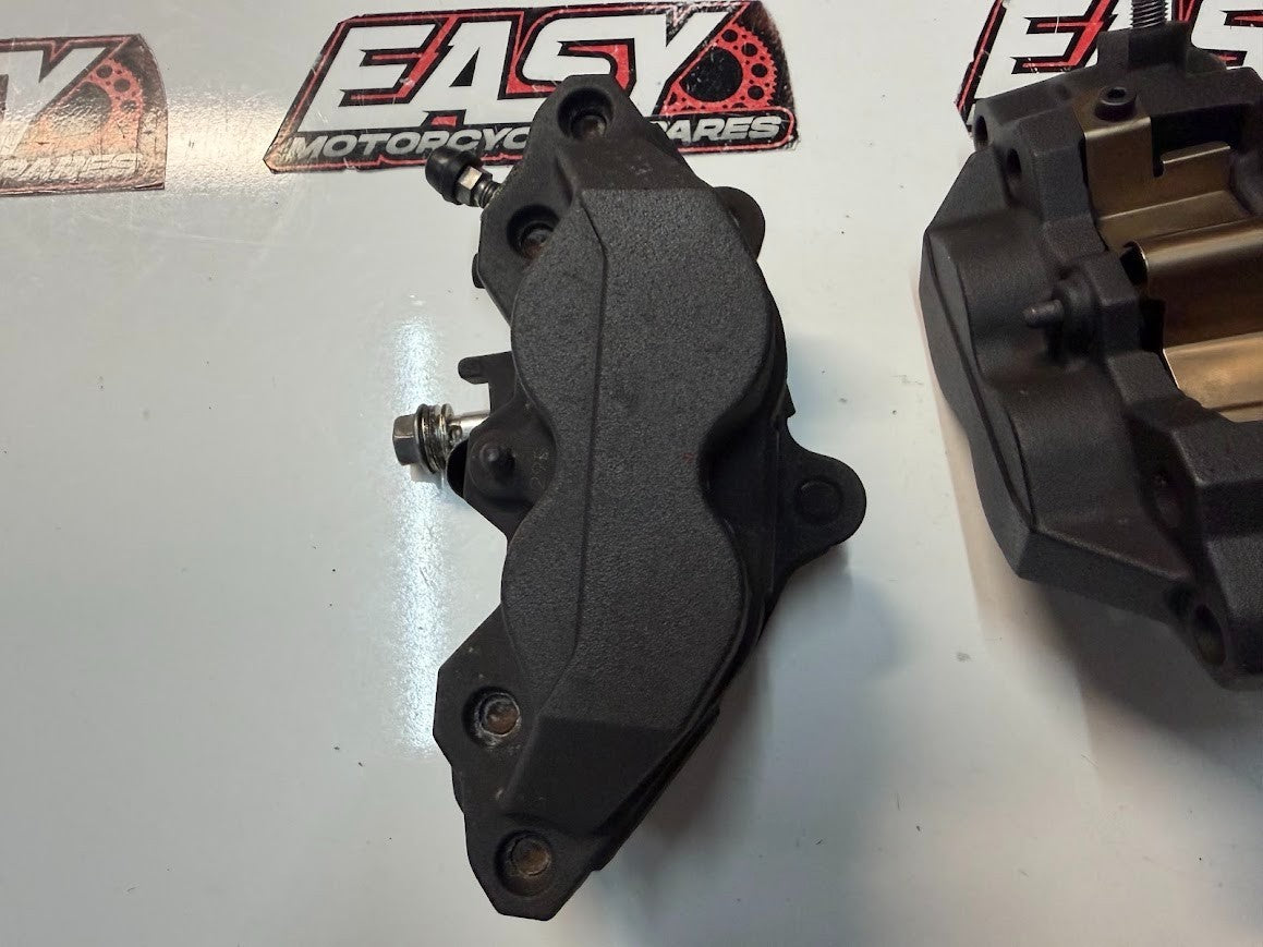 Front Brake Calipers Suzuki GSF 1250 S Bandit 2007-2016 OEM