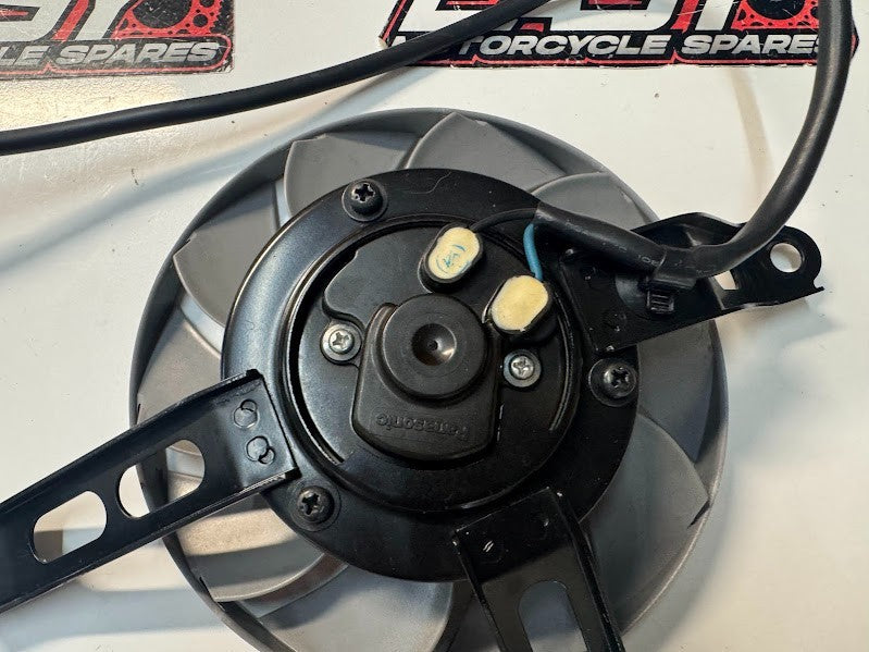 Yamaha YZF R1 2015-2025 RH Radiator Thermo Fan OEM Genuine 2CR-12405-10