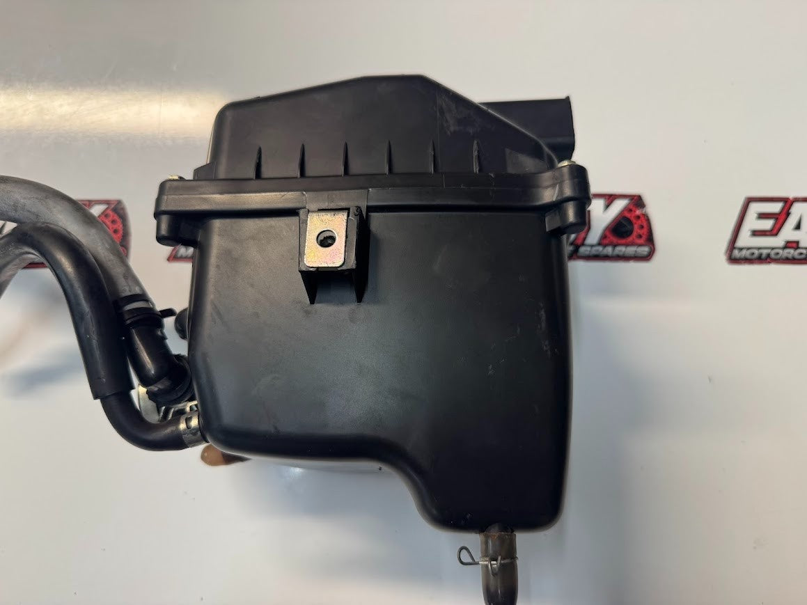 Yamaha YZF R15 2011-2018 Airbox Assembly OEM Genuine 20P-E4411-00