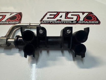 Suzuki GSXR 1000 2015-2016 Fuel Rail Pipe OEM Genuine 13473-15H10