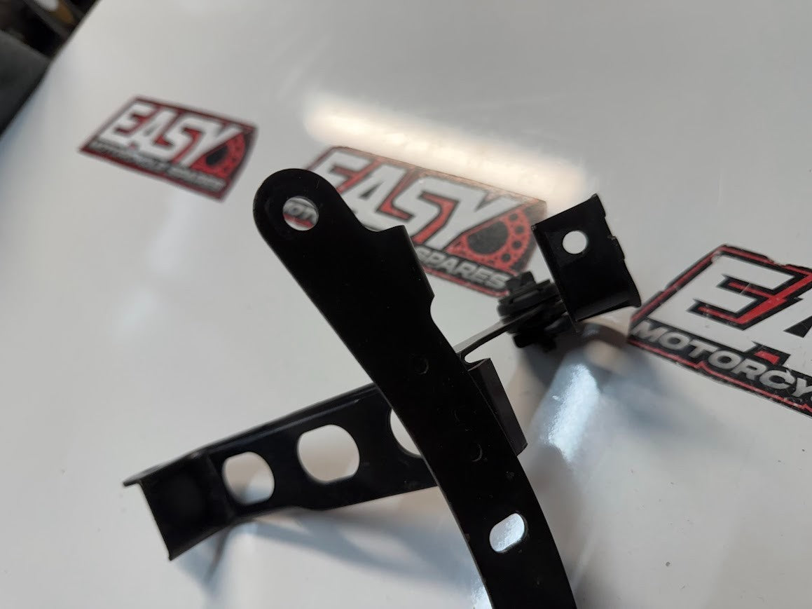 Radiator Cooler Support Bracket Suzuki GSXR 1000 07-08 2008 17790-21H00