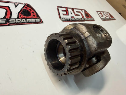 Uni Joint Yoke Suzuki Boulevard C109R VLR 1800 T 2008-2014 OEM 27100-48G20