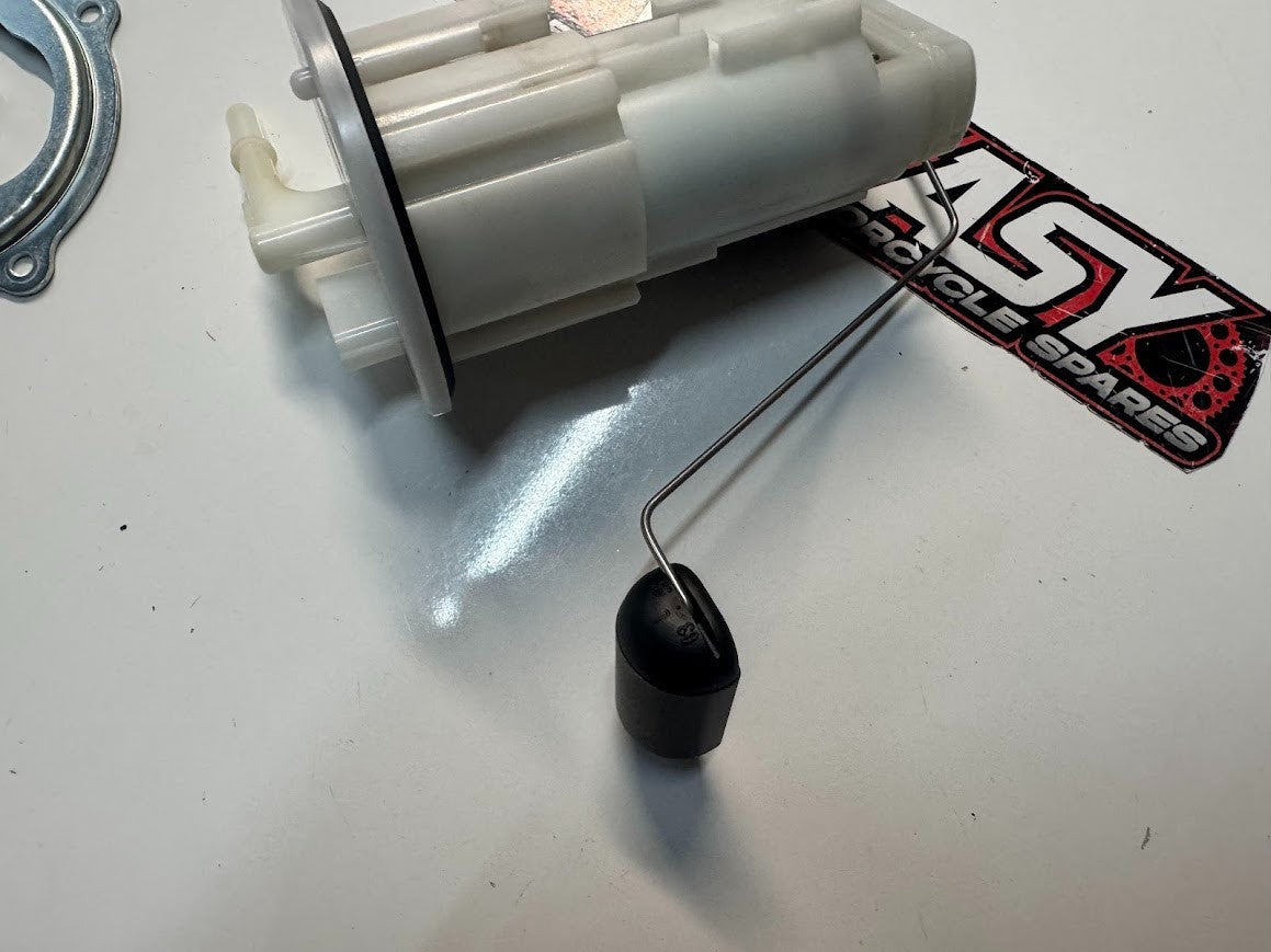 Yamaha YZF R7 2022-2025 Fuel Pump Assembly OEM Genuine 1WS-13907-10