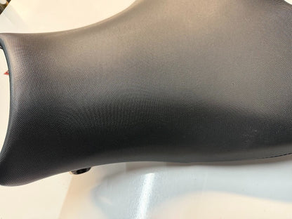 Rider Seat Suzuki GSXR 1000 2012-2016 OEM 45100-47H11-DW2