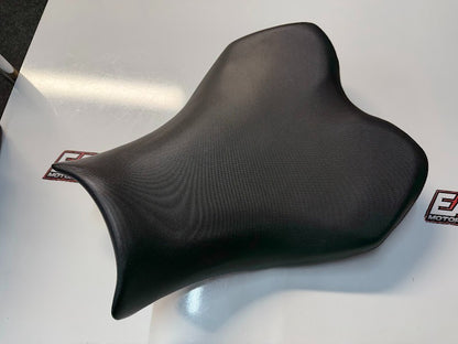 Rider Seat Suzuki GSXR 1000 2012-2016 OEM 45100-47H11-DW2