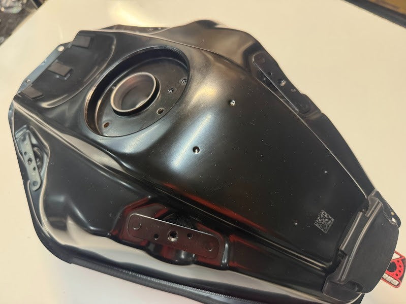 Yamaha YZF R7 2022-2025 Fuel Tank OEM Genuine BEB-24110-00