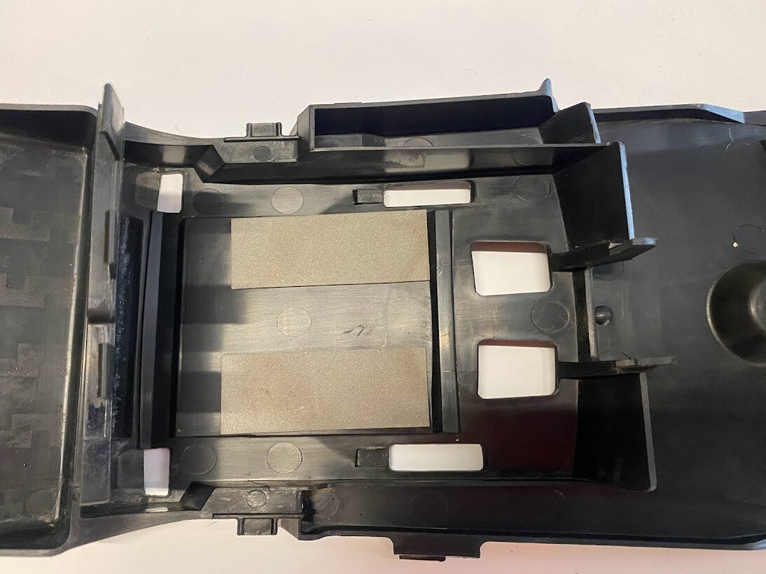 Rear Fender Battery Tray Suzuki GSXR 1000 07-08 2008 63111-21H00