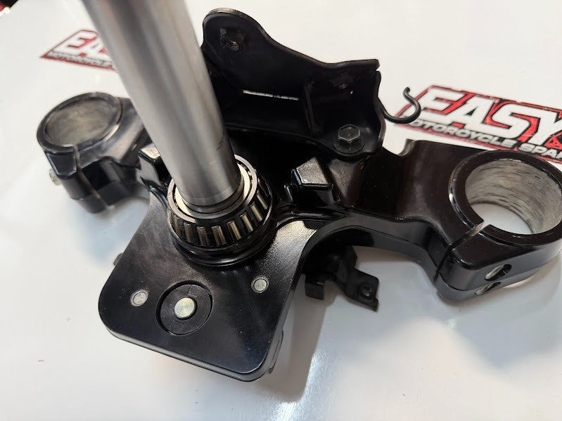 Triple Trees Suzuki Boulevard C109R VLR 1800 T 2008-2014 OEM 51410-22H00