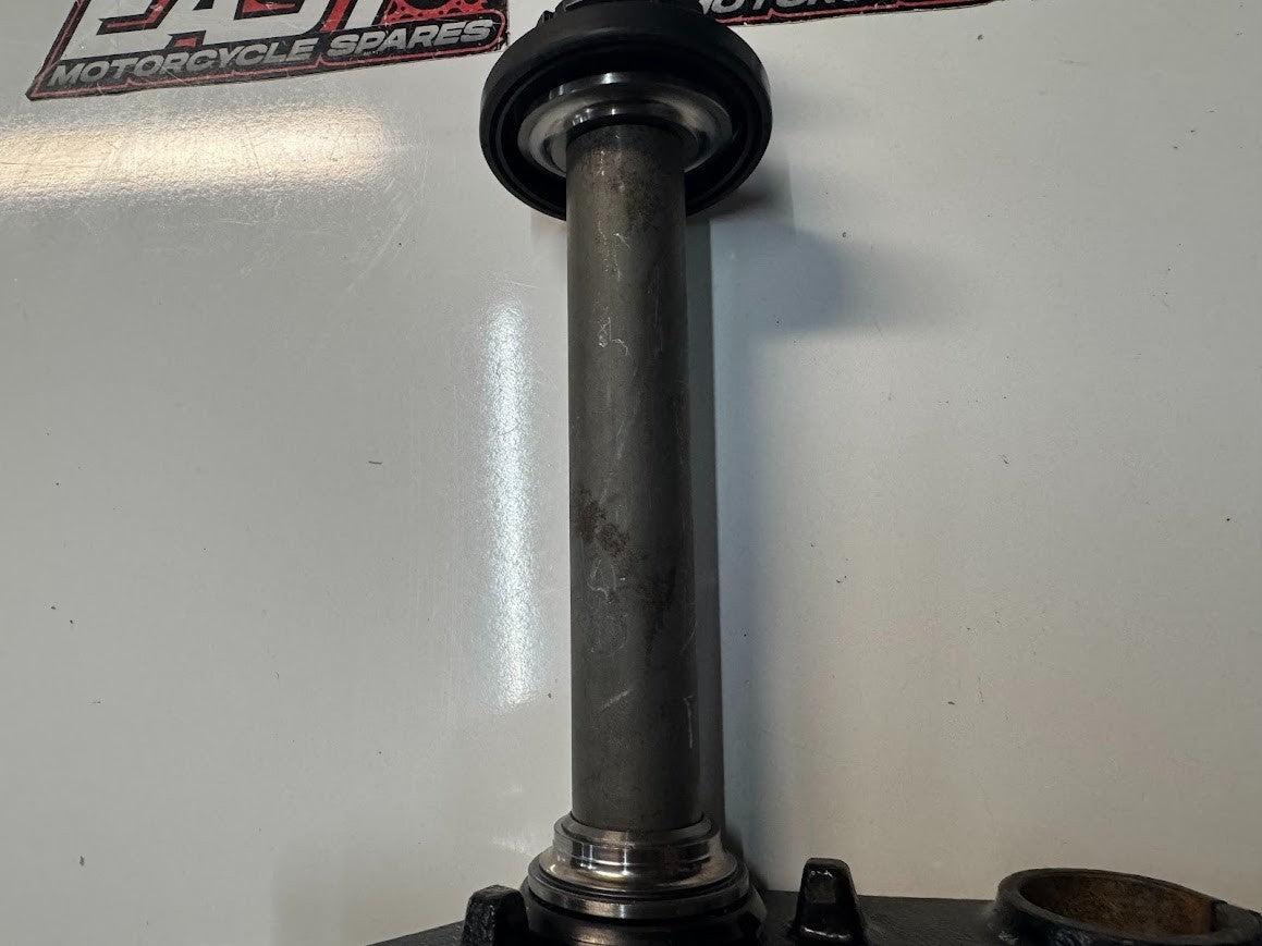 Yamaha YZF R15 2011-2018 Lower Triple Tree OEM Genuine 20P-F3340-00