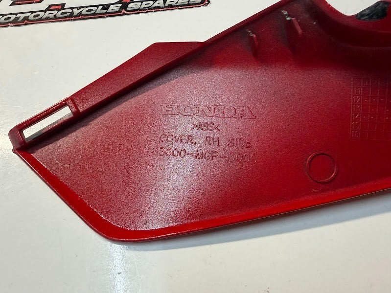 RH Side Cover Fairing Honda CBR 1000 RR 2012-2016 OEM 83600-MGP-D000