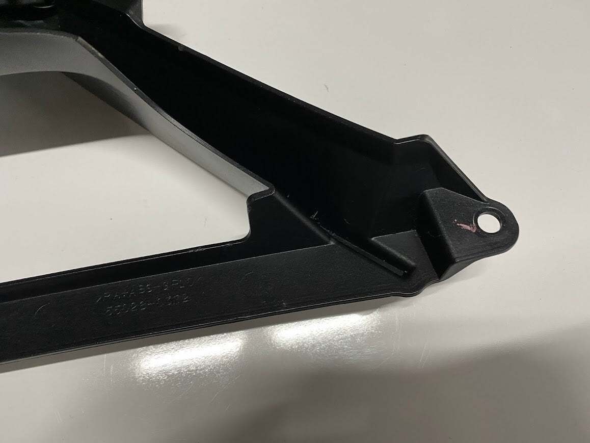 Centre Cowling Fin Kawasaki Ninja 650L 2013 55028-0372