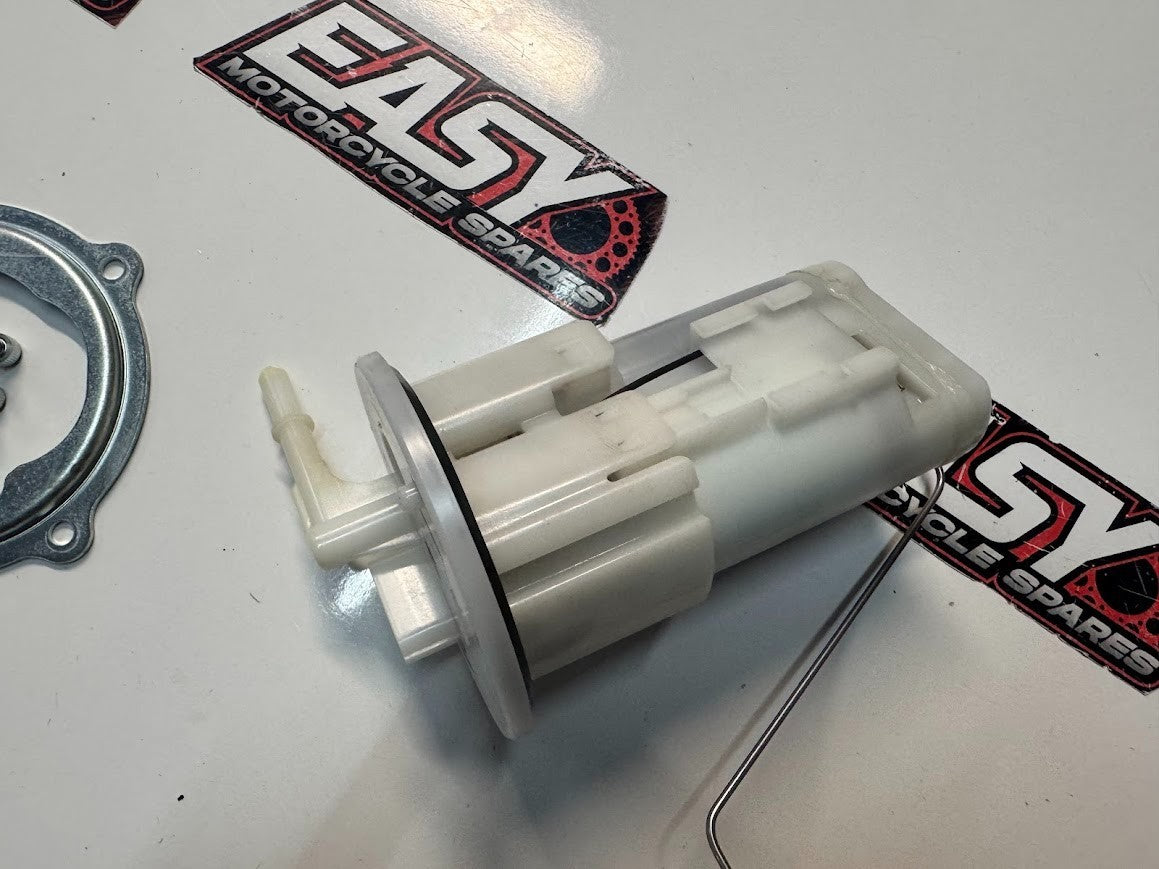 Yamaha YZF R7 2022-2025 Fuel Pump Assembly OEM Genuine 1WS-13907-10