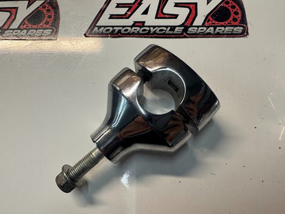 Kawasaki Vulcan VN900 Classic 2006-2010 Handlebar Mounts Clamps OEM 46012-1272