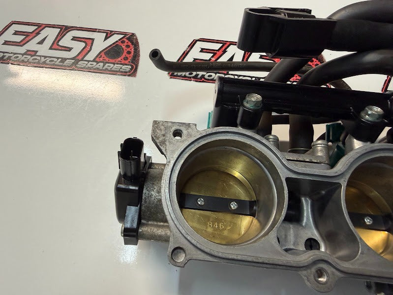 Throttle Bodies TPS Injectors Honda CBR 1000 RR 2008-2016 OEM 16400-MFL