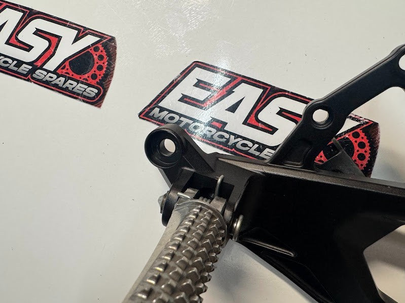 Yamaha YZF R1 2015-2025 RH Rider Foot Peg Bracket OEM Genuine 2CR-27443-00