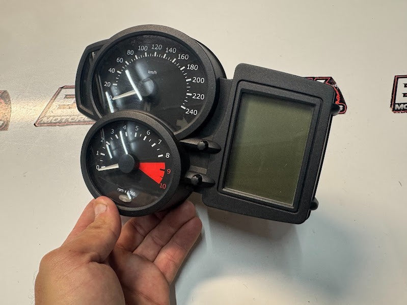 BMW F800 ST 2009 Instrument Cluster Dash Meter KPH OEM Genuine 62117729486