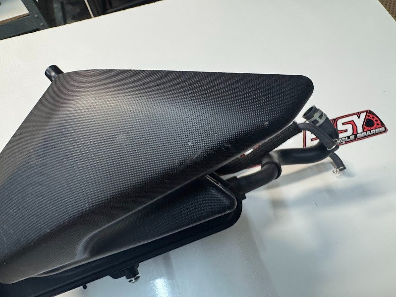 Yamaha YZF R7 2022-2025 Airbox Complete OEM Genuine 1WS-14401-00