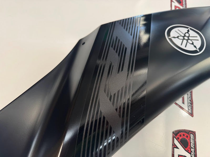 Yamaha YZF R1 2020-2021 LH Main Fairing OEM Genuine B3L-2835U-00